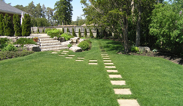 Lawn care in Kitchener-Waterloo